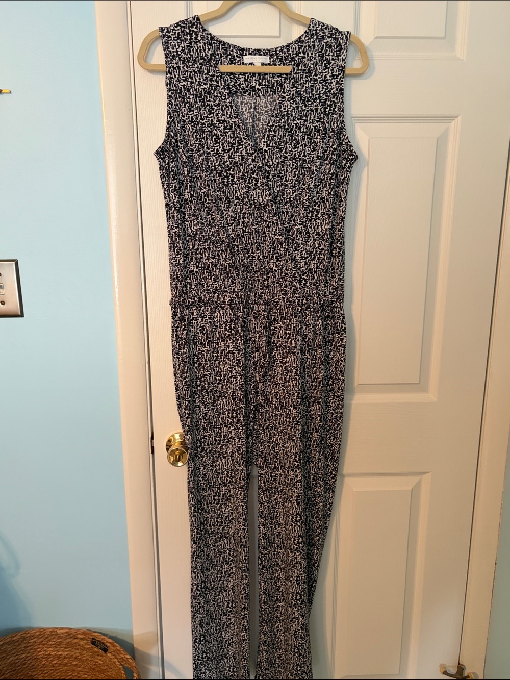 New York & Company Black and White Sleeveless Printed Jumpsuit